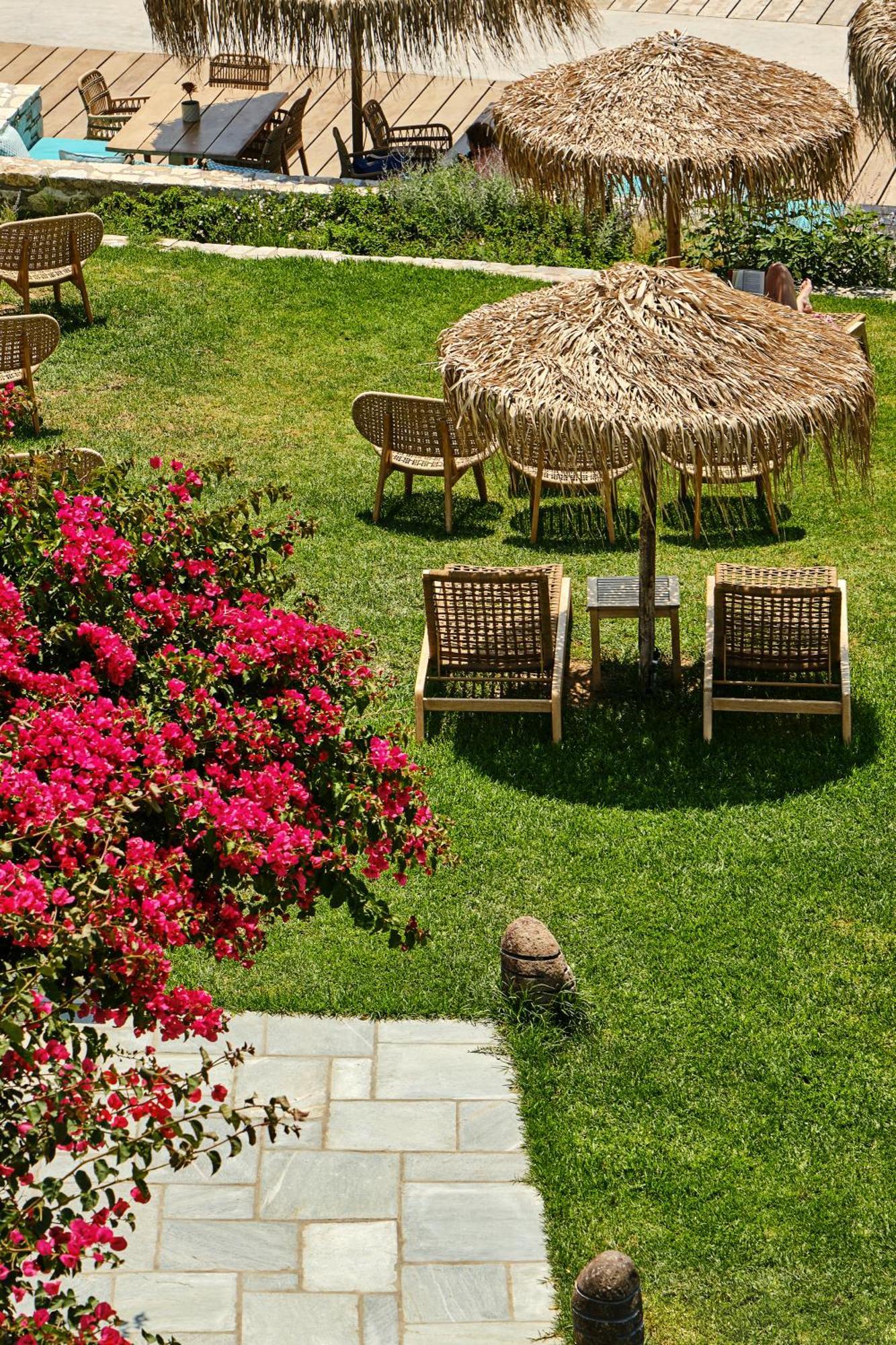 Golden Beach Hotel Chrisi Akti  Buitenkant foto